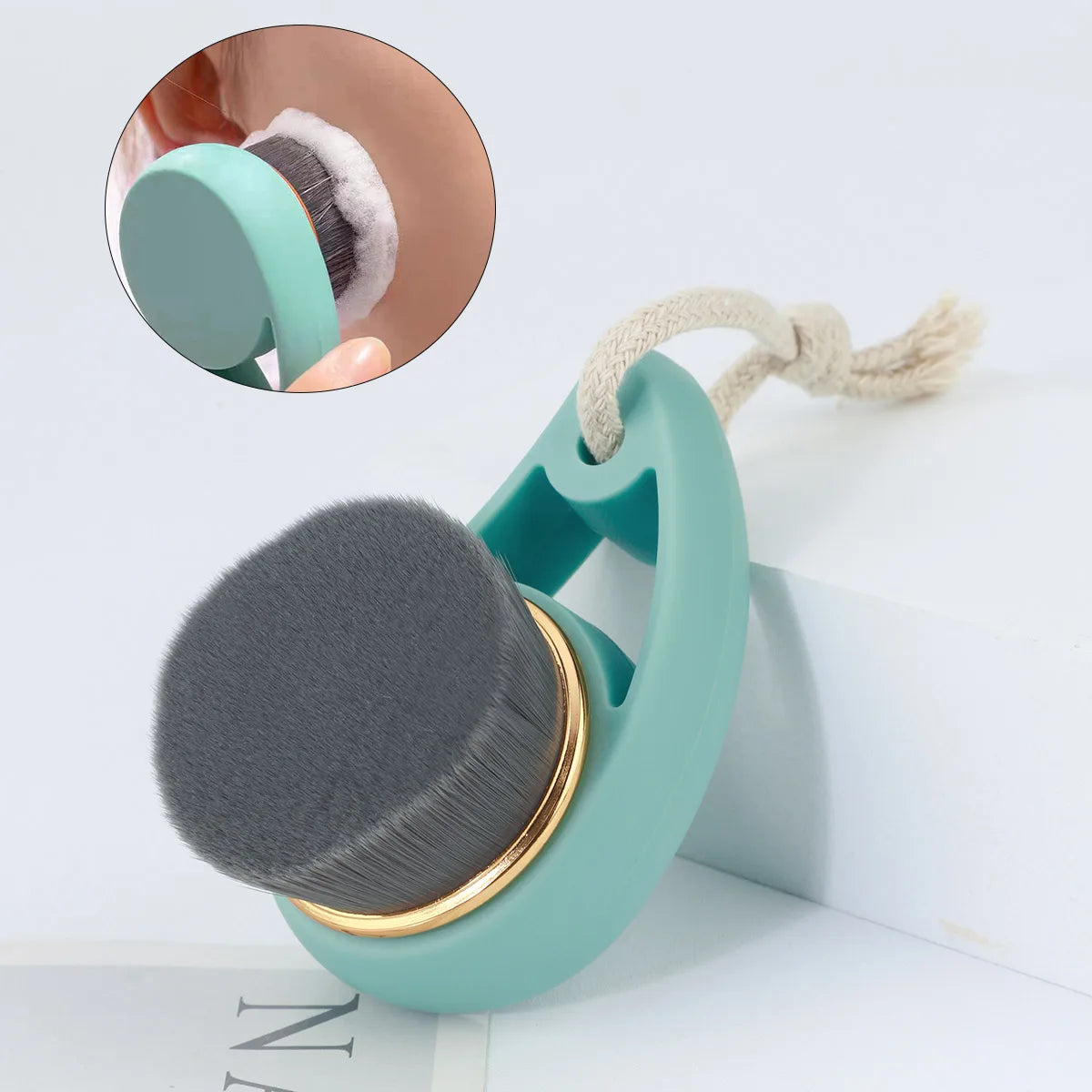 1PCS Bamboo Charcoal Cleaning Brush Comma Face Deep Wash Brushes Facial Cleaner Exfoliating Scrub Massager Makeup Brush Beauty Skin Care Silicone Brush Brosse Silicone Vibrator Facial Brush